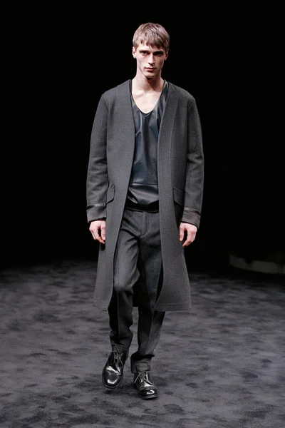 Look 5
